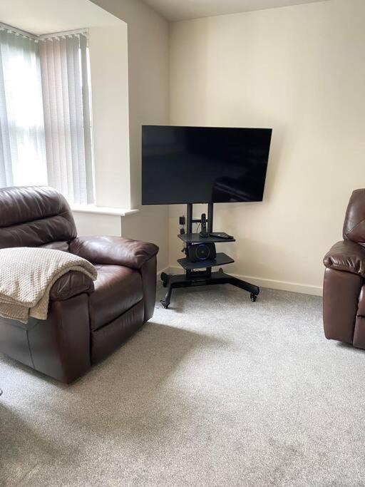 4-Room Detached Furnished Home With Parking Leicester Kültér fotó